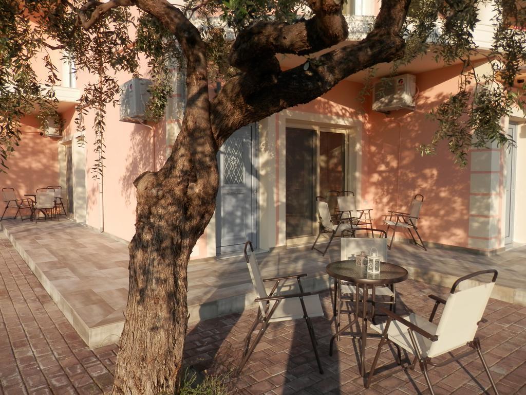 Thea Athos Apartment Лименария Екстериор снимка